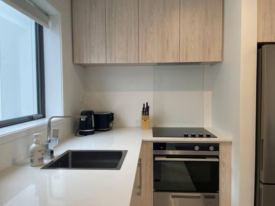 Parkside Retreat - 3 Beds -Sleeps 6 Near Westfield Villa Christchurch Dış mekan fotoğraf