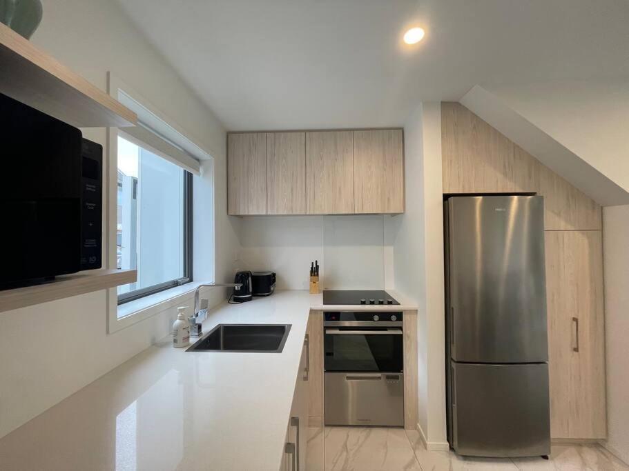 Parkside Retreat - 3 Beds -Sleeps 6 Near Westfield Villa Christchurch Dış mekan fotoğraf