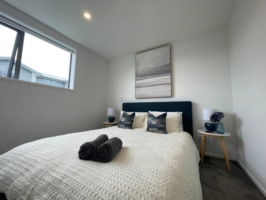 Parkside Retreat - 3 Beds -Sleeps 6 Near Westfield Villa Christchurch Dış mekan fotoğraf