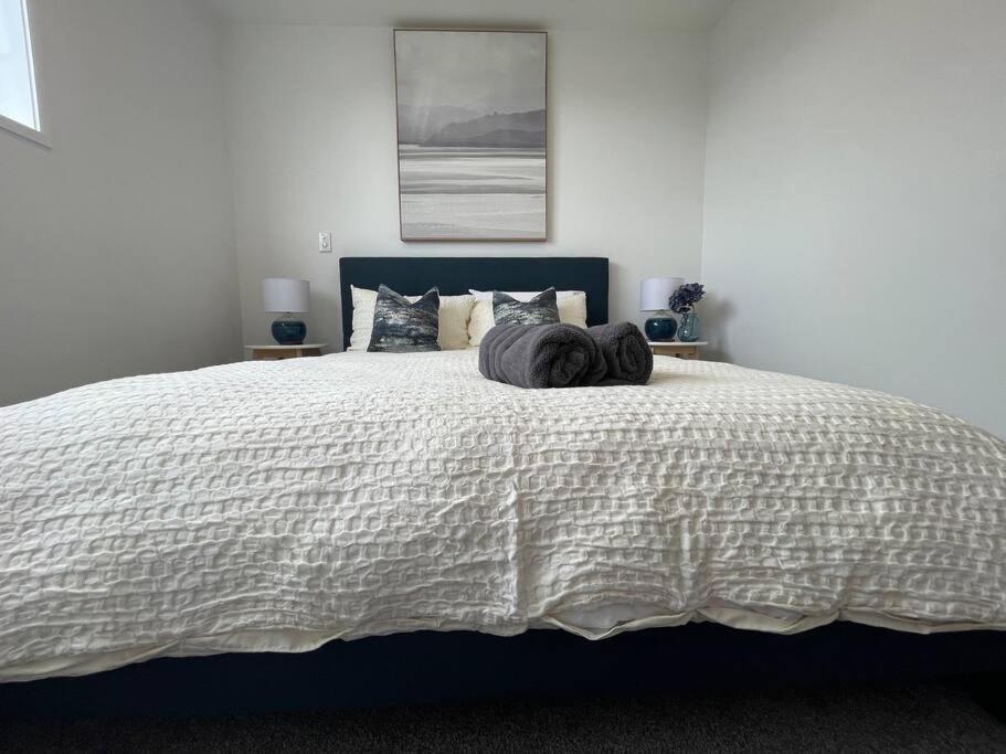 Parkside Retreat - 3 Beds -Sleeps 6 Near Westfield Villa Christchurch Dış mekan fotoğraf